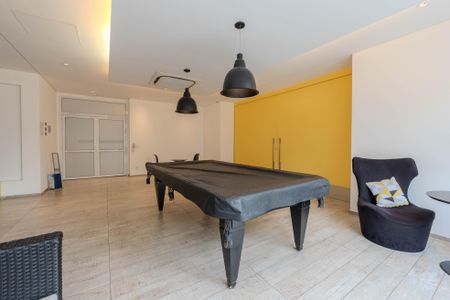 Apartamento à venda com 62m², 2 quartos e 1 vaga Apartamento à venda com 62m², 2 quartos e 1 vagaSalão de jogos