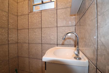 Lavabo de casa para alugar com 2 quartos, 45m² em Vila Guaraciaba, Santo André
