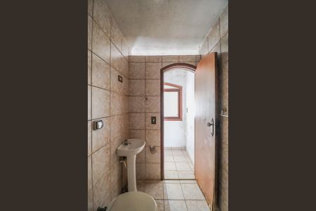 Banheiro de casa para alugar com 1 quarto, 30m² em Jardim Virginia Bianca, São Paulo
