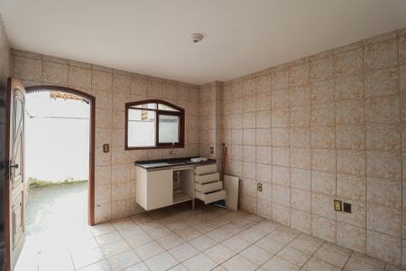 Cozinha de casa para alugar com 1 quarto, 30m² em Jardim Virginia Bianca, São Paulo