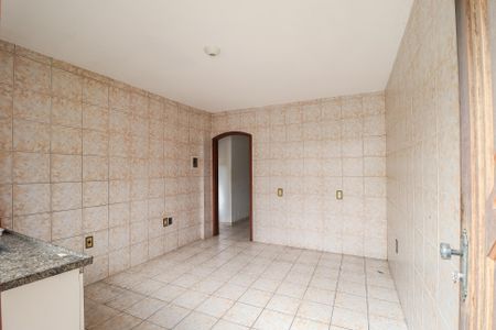Cozinha de casa para alugar com 1 quarto, 30m² em Jardim Virginia Bianca, São Paulo