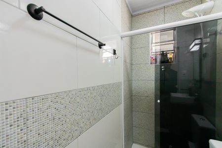 Casa à venda com 60m², 2 quartos e 1 vaga Casa à venda com 60m², 2 quartos e 1 vagaBanheiro