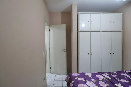 Apartamento para alugar com 100m², 3 quartos e 2 vagas Apartamento para alugar com 100m², 3 quartos e 2 vagasQuarto