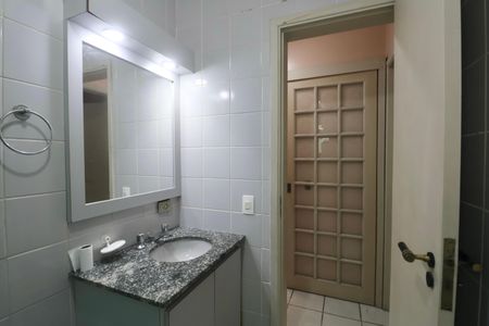 Apartamento para alugar com 100m², 3 quartos e 2 vagas Apartamento para alugar com 100m², 3 quartos e 2 vagasBanheiro Social