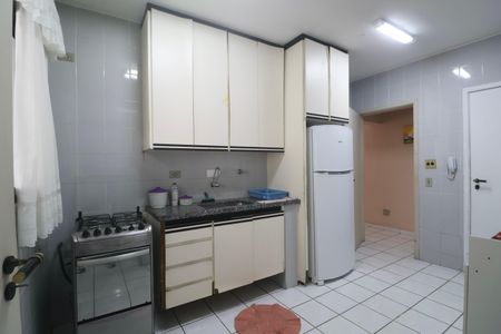 Apartamento para alugar com 100m², 3 quartos e 2 vagas Apartamento para alugar com 100m², 3 quartos e 2 vagasCozinha