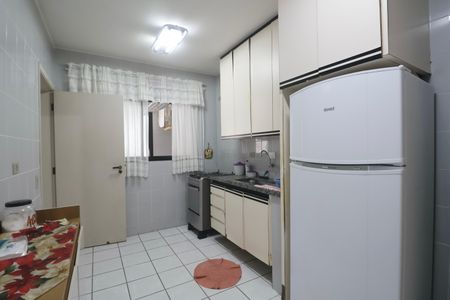Apartamento para alugar com 100m², 3 quartos e 2 vagas Apartamento para alugar com 100m², 3 quartos e 2 vagasCozinha