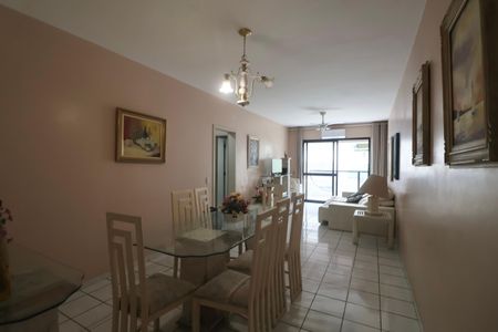 Apartamento para alugar com 100m², 3 quartos e 2 vagas Apartamento para alugar com 100m², 3 quartos e 2 vagasSala