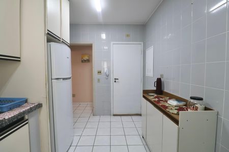Apartamento para alugar com 100m², 3 quartos e 2 vagas Apartamento para alugar com 100m², 3 quartos e 2 vagasCozinha
