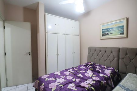 Apartamento para alugar com 100m², 3 quartos e 2 vagas Apartamento para alugar com 100m², 3 quartos e 2 vagasQuarto