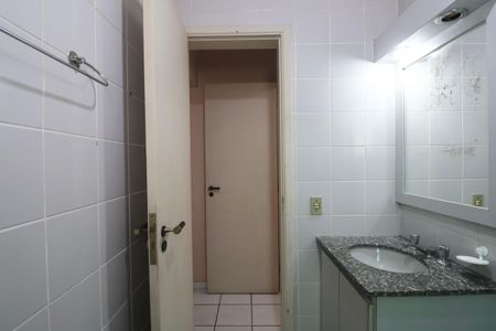 Apartamento para alugar com 100m², 3 quartos e 2 vagas Apartamento para alugar com 100m², 3 quartos e 2 vagasBanheiro da Suíte