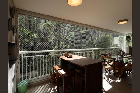 Apartamento à venda com 138m², 3 quartos e 3 vagasVaranda gourmet