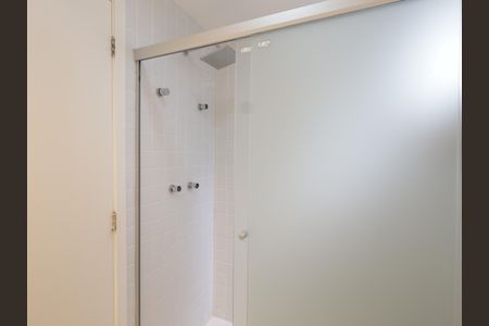 Apartamento à venda com 138m², 3 quartos e 3 vagasBanheiro da Suíte 1