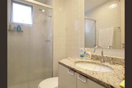 Apartamento à venda com 138m², 3 quartos e 3 vagasBanheiro da Suíte 3