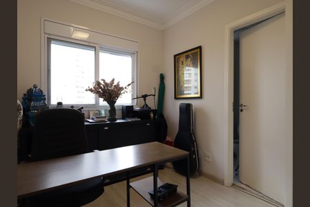 Apartamento à venda com 138m², 3 quartos e 3 vagasSuíte 2