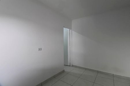 Quarto de casa para alugar com 1 quarto, 80m² em Parque Santa Madalena, São Paulo