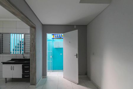 Sala de casa para alugar com 1 quarto, 80m² em Parque Santa Madalena, São Paulo