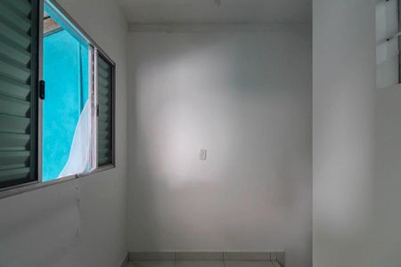 Quarto de casa para alugar com 1 quarto, 80m² em Parque Santa Madalena, São Paulo