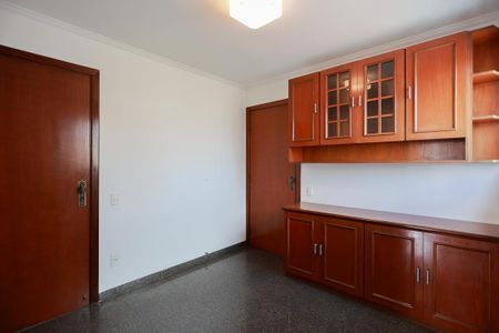 Apartamento para alugar com 232m², 4 quartos e 3 vagasCopa