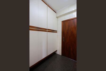 Apartamento para alugar com 232m², 4 quartos e 3 vagasDespensa