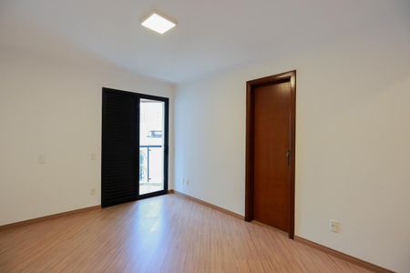 Apartamento para alugar com 232m², 4 quartos e 3 vagasSuíte 1