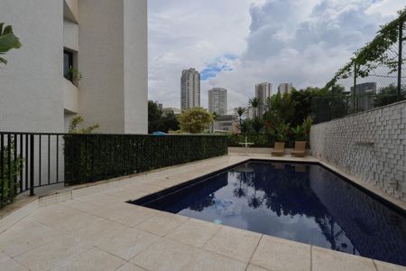 Apartamento para alugar com 232m², 4 quartos e 3 vagasÁrea comum - Piscina