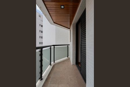 Apartamento para alugar com 232m², 4 quartos e 3 vagasSacada da suíte 1