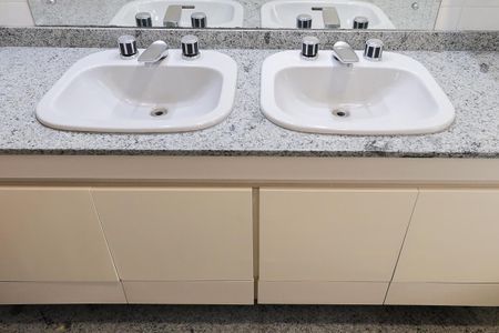 Apartamento para alugar com 232m², 4 quartos e 3 vagasBanheiro da suíte 2