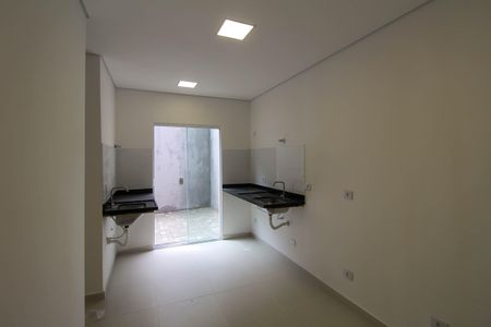 Sala/Cozinha de apartamento para alugar com 2 quartos, 50m² em Vila Ivone, São Paulo