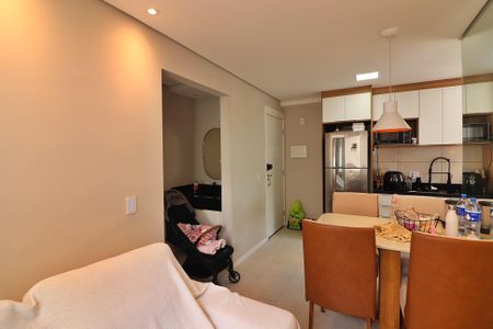 Sala de apartamento para alugar com 2 quartos, 38m² em Parque Bristol, São Bernardo do Campo