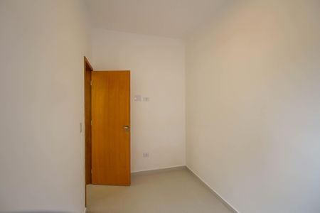 Quarto 1 de apartamento para alugar com 2 quartos, 50m² em Vila Ivone, São Paulo