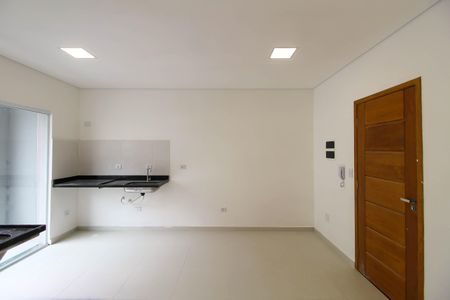Sala/Cozinha de apartamento para alugar com 2 quartos, 50m² em Vila Ivone, São Paulo