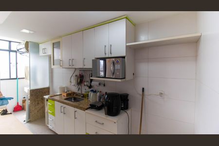 Apartamento à venda com 68m², 2 quartos e 1 vagaCozinha