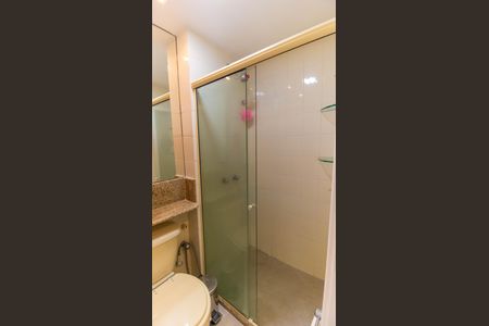 Apartamento à venda com 68m², 2 quartos e 1 vagaBanheiro Social