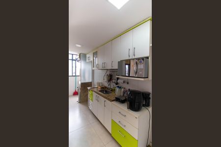 Apartamento à venda com 68m², 2 quartos e 1 vagaCozinha