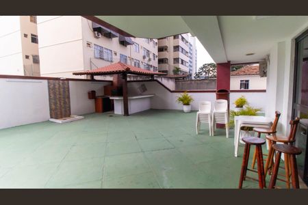 Apartamento à venda com 68m², 2 quartos e 1 vagaÁrea comum