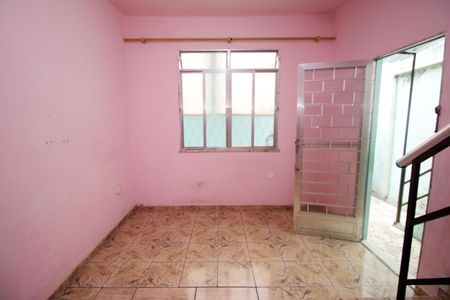 Sala de casa à venda com 2 quartos, 200m² em Vaz Lobo, Rio de Janeiro