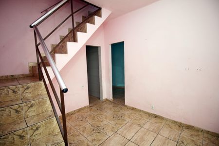 Sala de casa à venda com 2 quartos, 200m² em Vaz Lobo, Rio de Janeiro