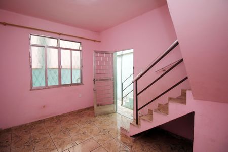Sala de casa à venda com 2 quartos, 200m² em Vaz Lobo, Rio de Janeiro