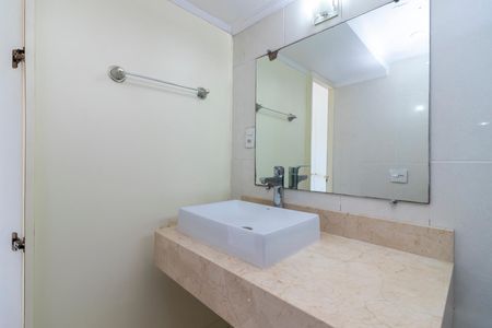 Apartamento à venda com 86m², 3 quartos e 1 vaga Apartamento à venda com 86m², 3 quartos e 1 vagaBanheiro da Suíte