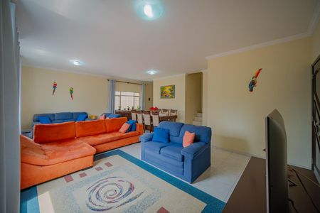 Sala de casa à venda com 3 quartos, 248m² em City Bussocaba, Osasco