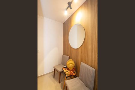 Casa à venda com 200m², 3 quartos e 3 vagas Casa à venda com 200m², 3 quartos e 3 vagasCorredor