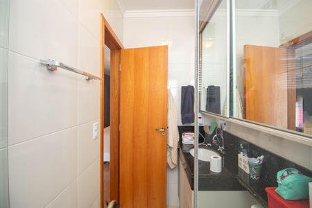 Casa à venda com 200m², 3 quartos e 3 vagas Casa à venda com 200m², 3 quartos e 3 vagasBanheiro da Suíte 1