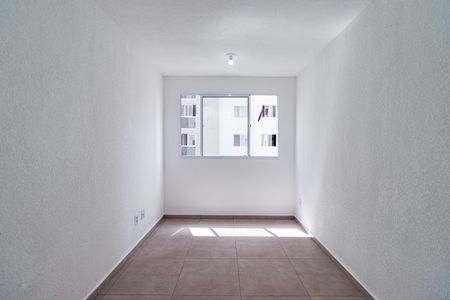 Sala de apartamento para alugar com 2 quartos, 42m² em Jardim Paris, São Paulo