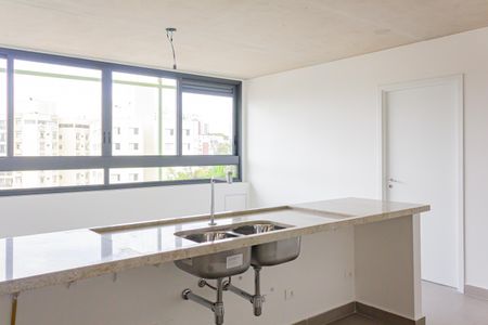 Sala/Cozinha de apartamento à venda com 2 quartos, 142m² em Vila Ipojuca, São Paulo
