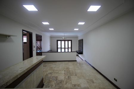 Sala de casa para alugar com 4 quartos, 250m² em Vila Augusta, Sorocaba