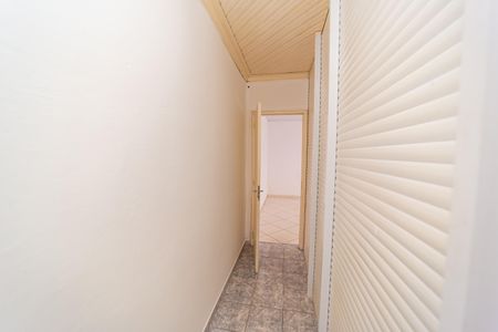 Casa à venda com 98m², 2 quartos e 2 vagas Casa à venda com 98m², 2 quartos e 2 vagasCorredor