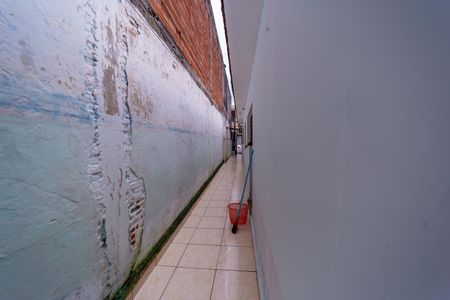 Casa à venda com 98m², 2 quartos e 2 vagas Casa à venda com 98m², 2 quartos e 2 vagasCorredor