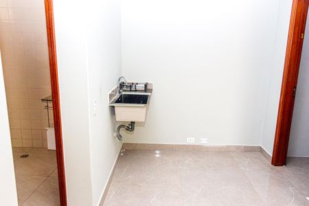Casa para alugar com 600m², 1 quarto e 2 vagas Casa para alugar com 600m², 1 quarto e 2 vagasCozinha