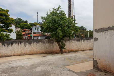 Casa para alugar com 600m², 1 quarto e 2 vagas Casa para alugar com 600m², 1 quarto e 2 vagasQuintal