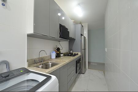 Apartamento à venda com 44m², 2 quartos e 1 vagaCozinha e Área de Serviço